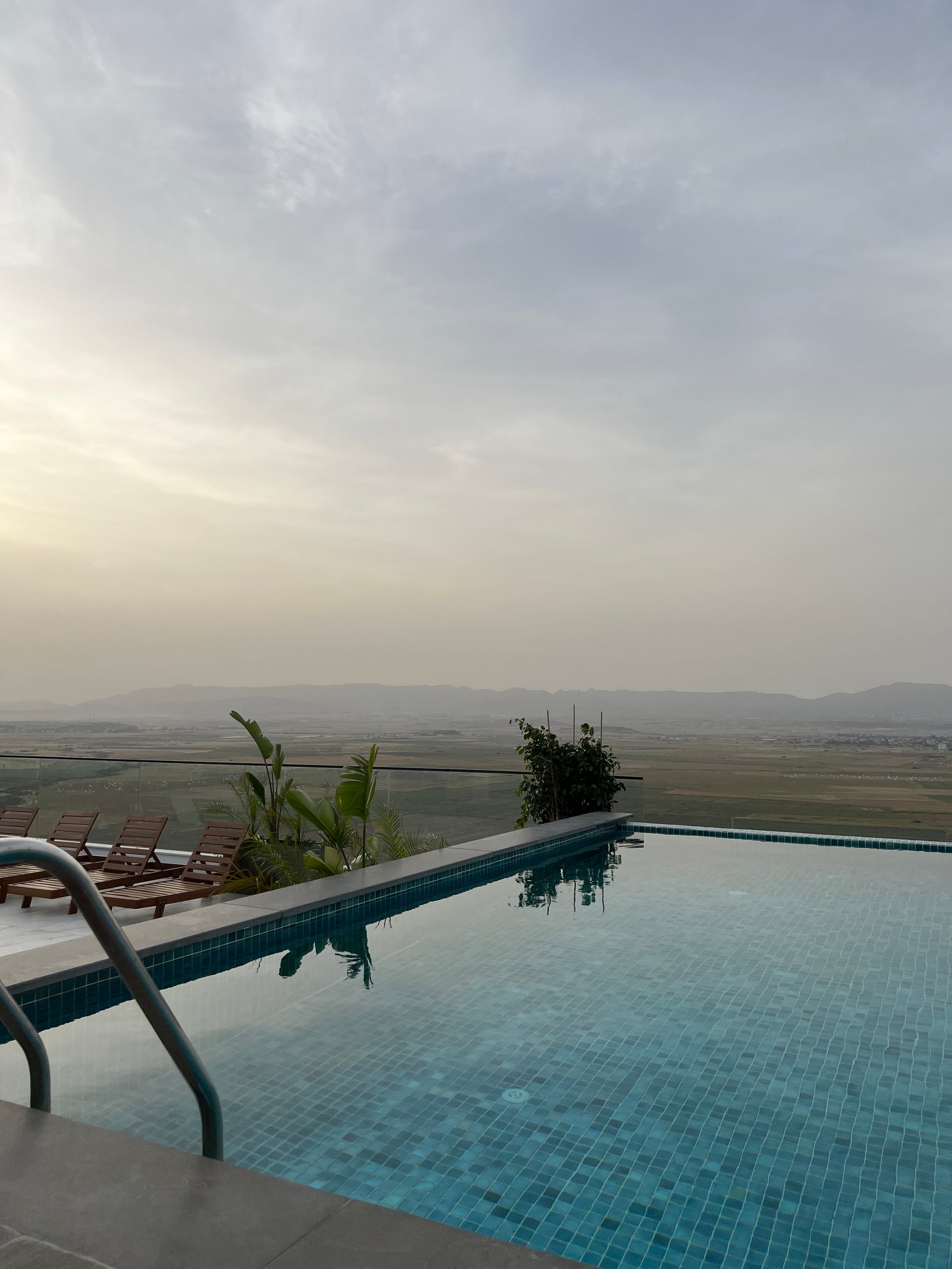 Grand Sapphire Blue 11